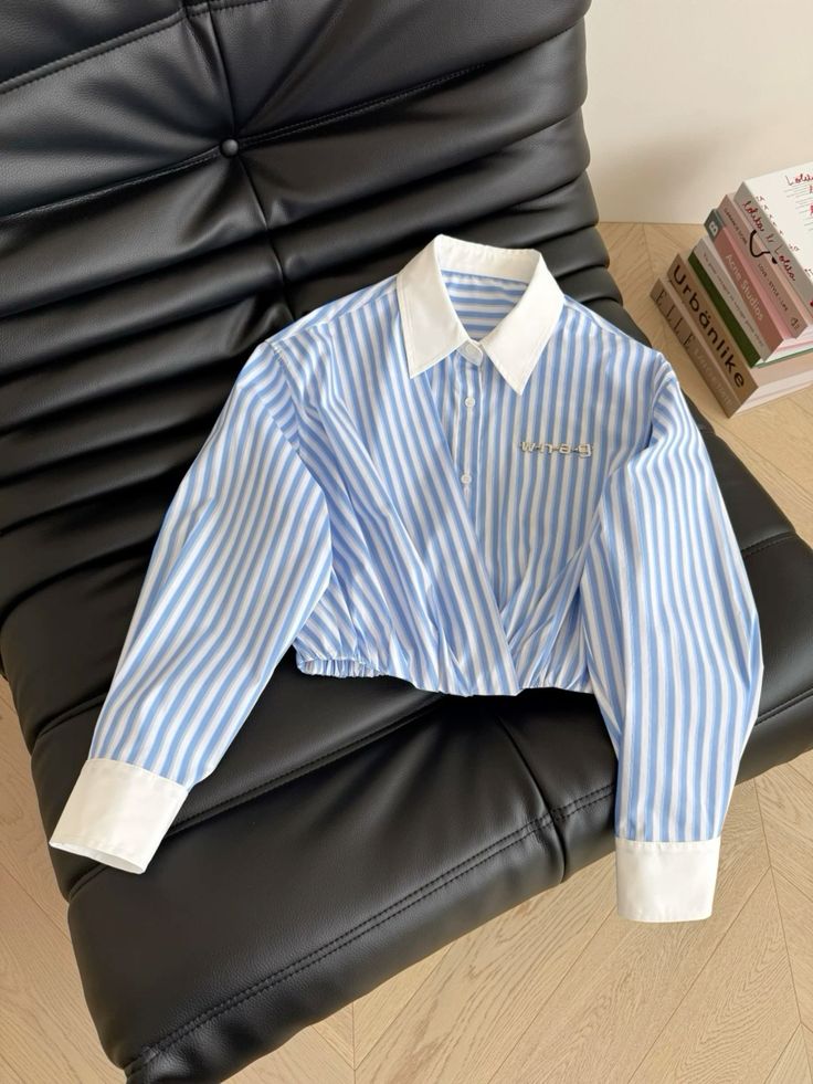 Clean Cut Crop Shirt – Everyday Cool with a Flattering Fit