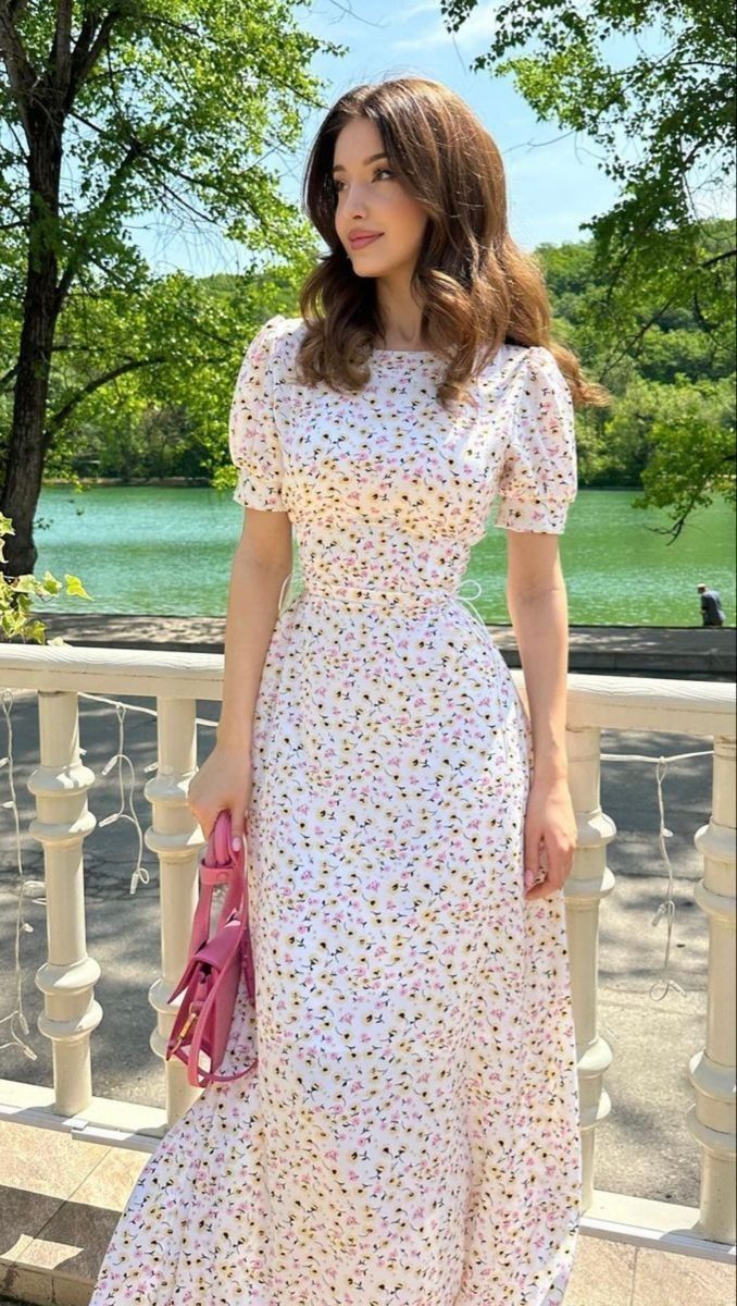 Elegant Boho Style Dress – Relaxed Fit with Artistic Boho Touch