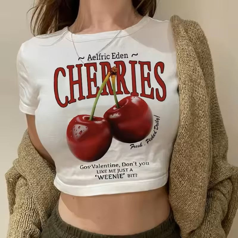 Trendy Women's Crop Top with Bold Print – Perfect for Street Style