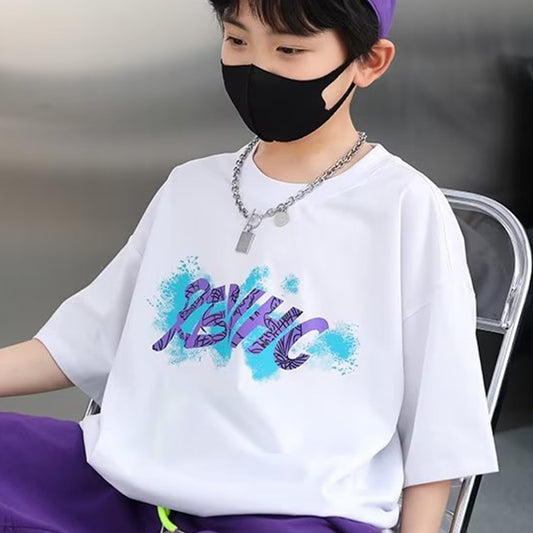 Frosty Flair Chic Oversized White Tees for Trendy Kids