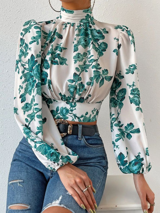 Stylish Flowy Blouse with Ruffle Neck – Minimalist Meets Feminine Charm