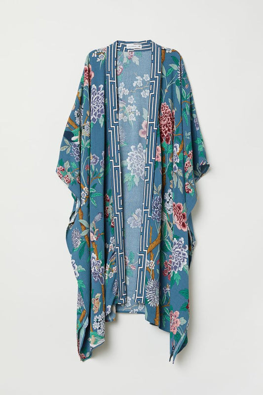 Women’s Long Shrug with Sleeves – Modern Look for All Occasions